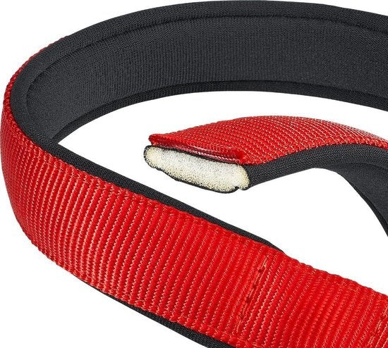 Ferplast Daytona hondenhalsband met rode nylon band en zwarte afgewerkte rand.