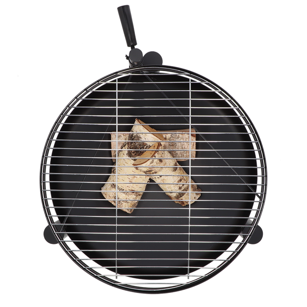 Zwart BBQ-rooster met houtblokken zichtbaar door de draadraster