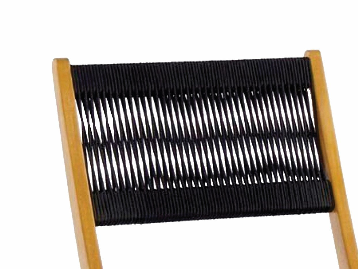 Bistrostoelrug met zwarte geweven latten en houten zijframes