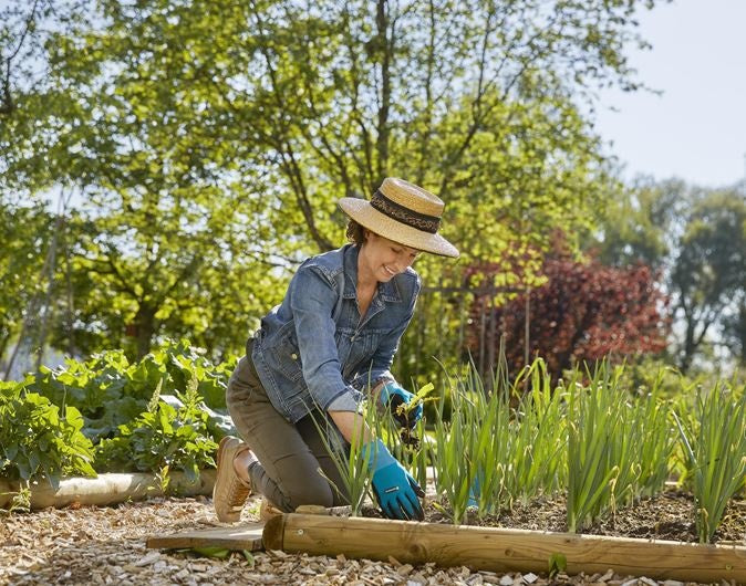Gardena handschoenen maat L, turkoois met zwarte grip op vingers en handpalm