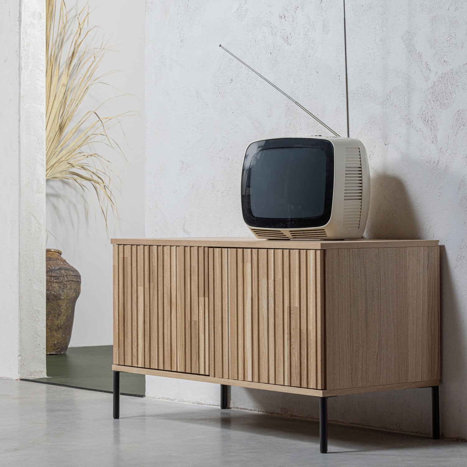 NEW GRAVURE TV MEUBEL 100 CM EIKEN BLANKE LAK [fsc]