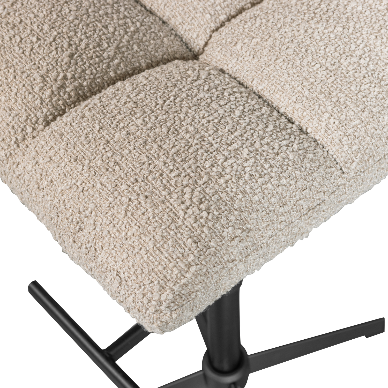 VINNY DRAAIBARE BARSTOEL BOUCLE ZAND