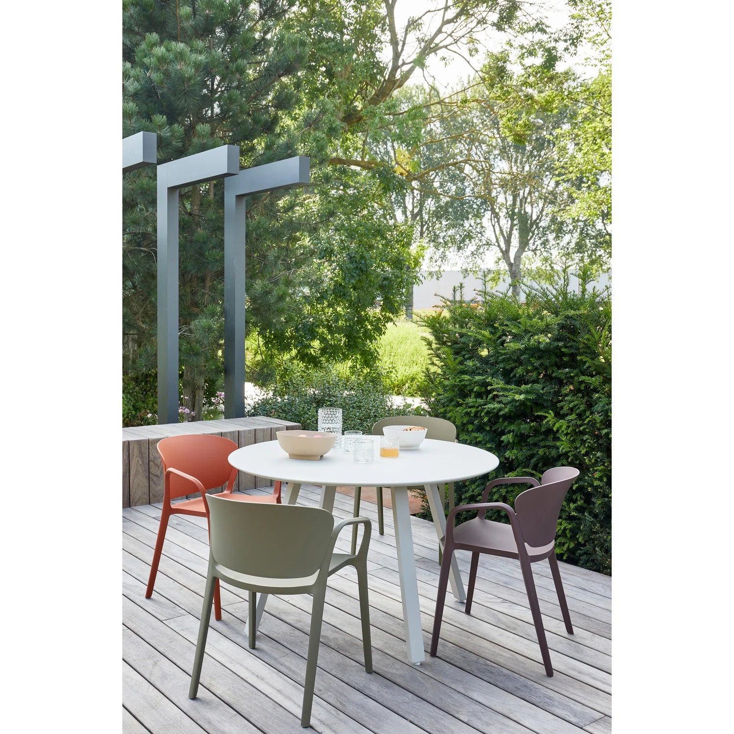 WOOOD - Auke buitentafel aluminium mist 75x120cm rond