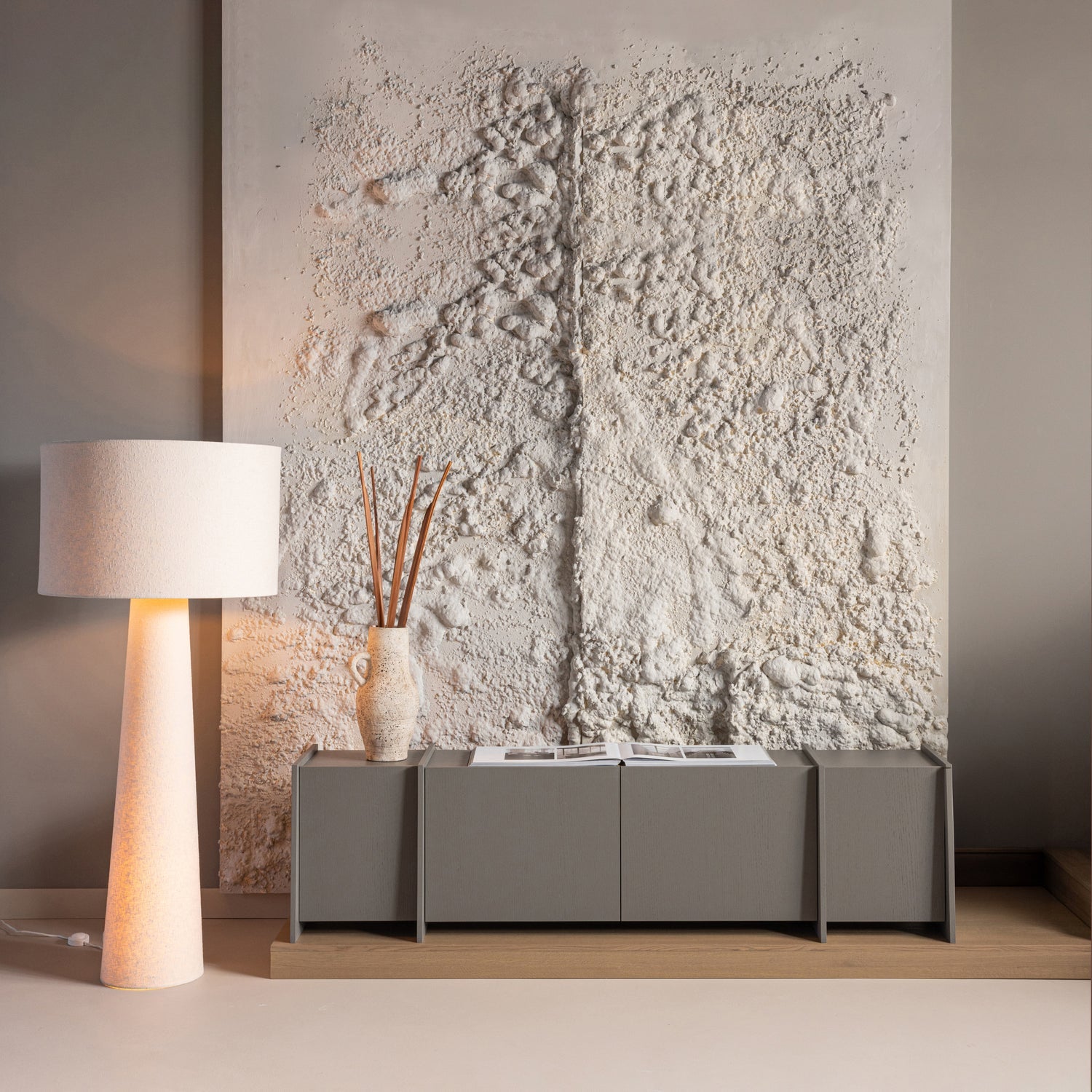 BROCK TV MEUBEL 200 CM ESSEN FINEER WARMGRIJS [fsc]