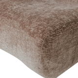 Bekleding van craquelé velvet in lichtbruin met subtiele gestructureerde nerf.