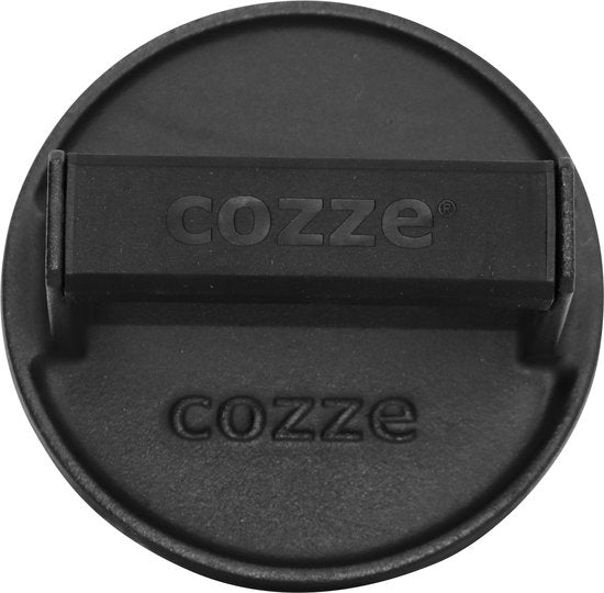 Gietijzeren burgerpers met ronde persplaat en ingeslagen COZZE-logo