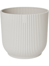 Witte ronde plantenpot met ribbelstructuur en vouwrand, 16 cm