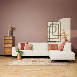Bankstel met chaise rechts, lichtbeige bekleding en losse sierkussens