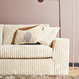 Beige Teddy bank met ribstructuur en sierkussen met beige en bruin detail