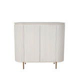 Ronde kast met verticale ribbelpanelen, zandkleur, twee deuren en houten pootjes.
