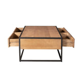 Salontafel met houten fronten en open vakken aan de zijkant, zwart metalen frame