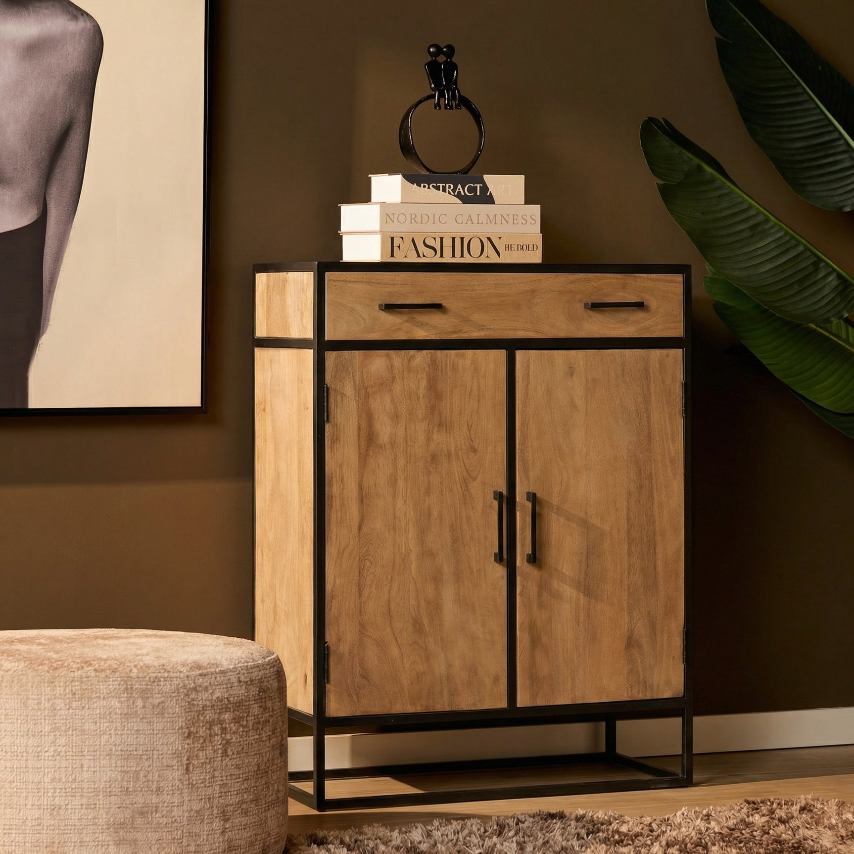 Kast Dakota met 2 deuren en lade, eikenlook en zwarte metalen frame voor interieur