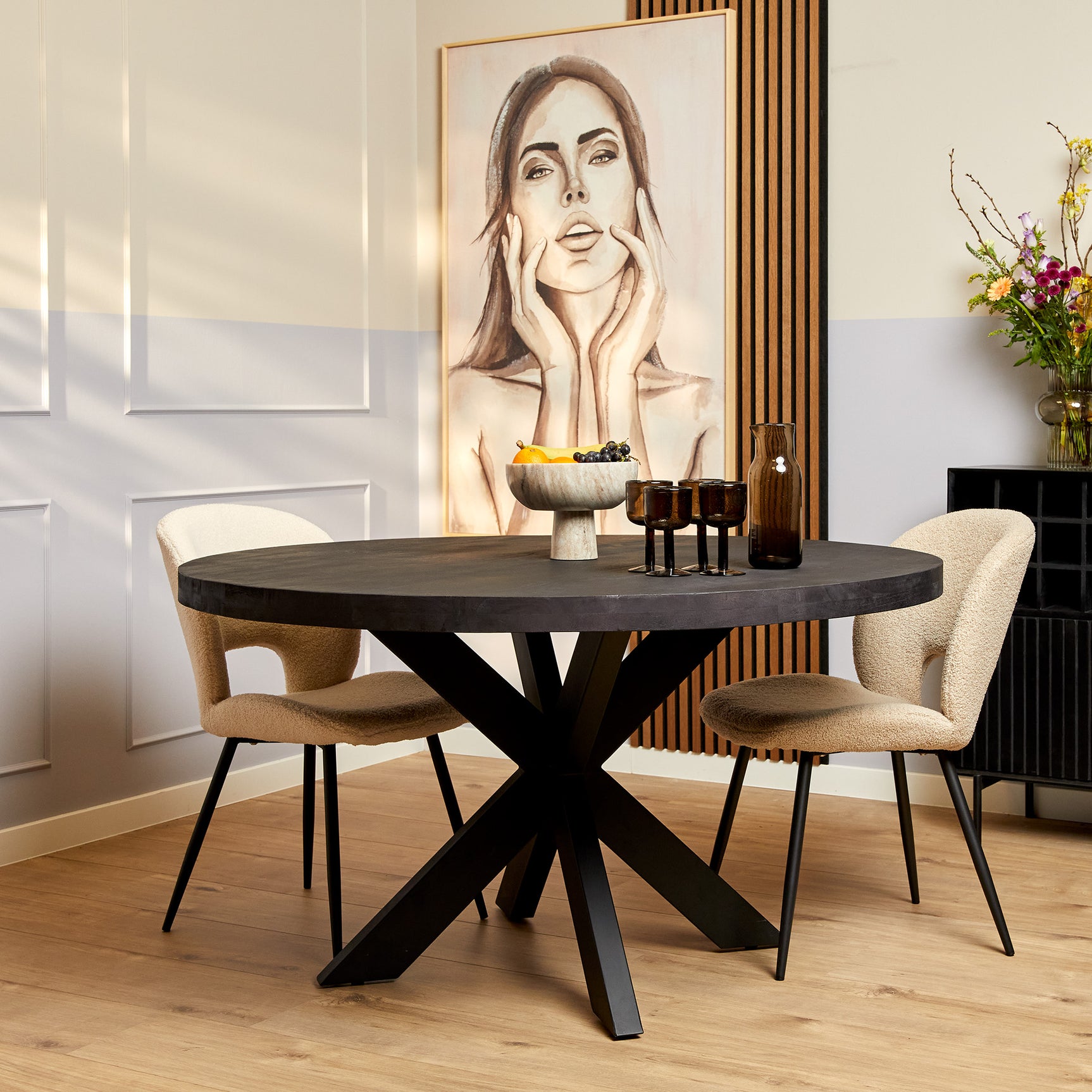 Ronde eetkamertafel Denver met zwart blad en kruisvormige X-poten, 150 cm