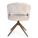 Beige eetkamerstoel met armleuning, ronde rug en bronzen draaibasis met kruisframe