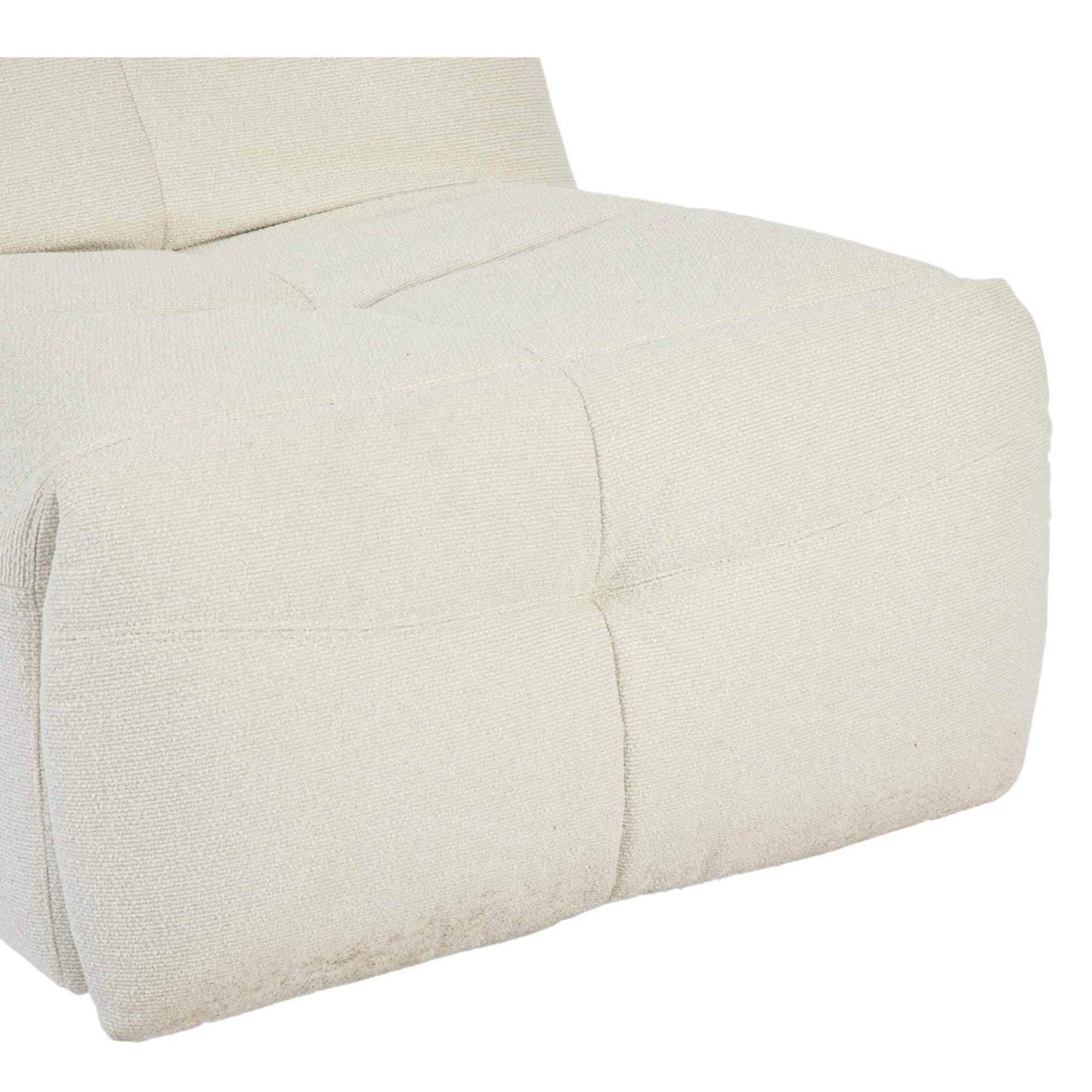 Relaxfauteuil met gestoffeerde armleuningen en vierkante naden, naturel