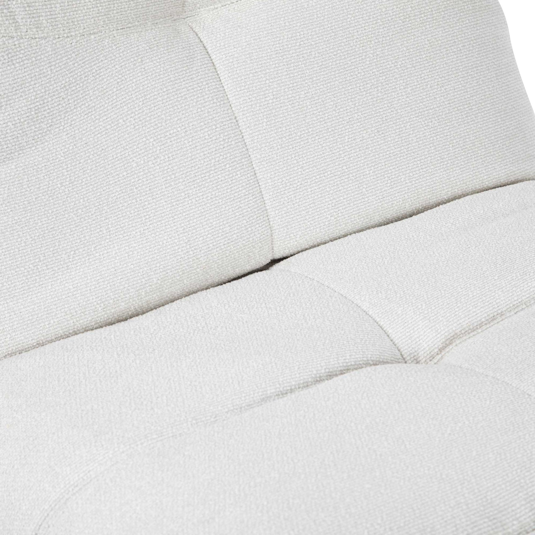 Lazy relaxfauteuil close-up van rugnaad en overgang naar het zitkussen