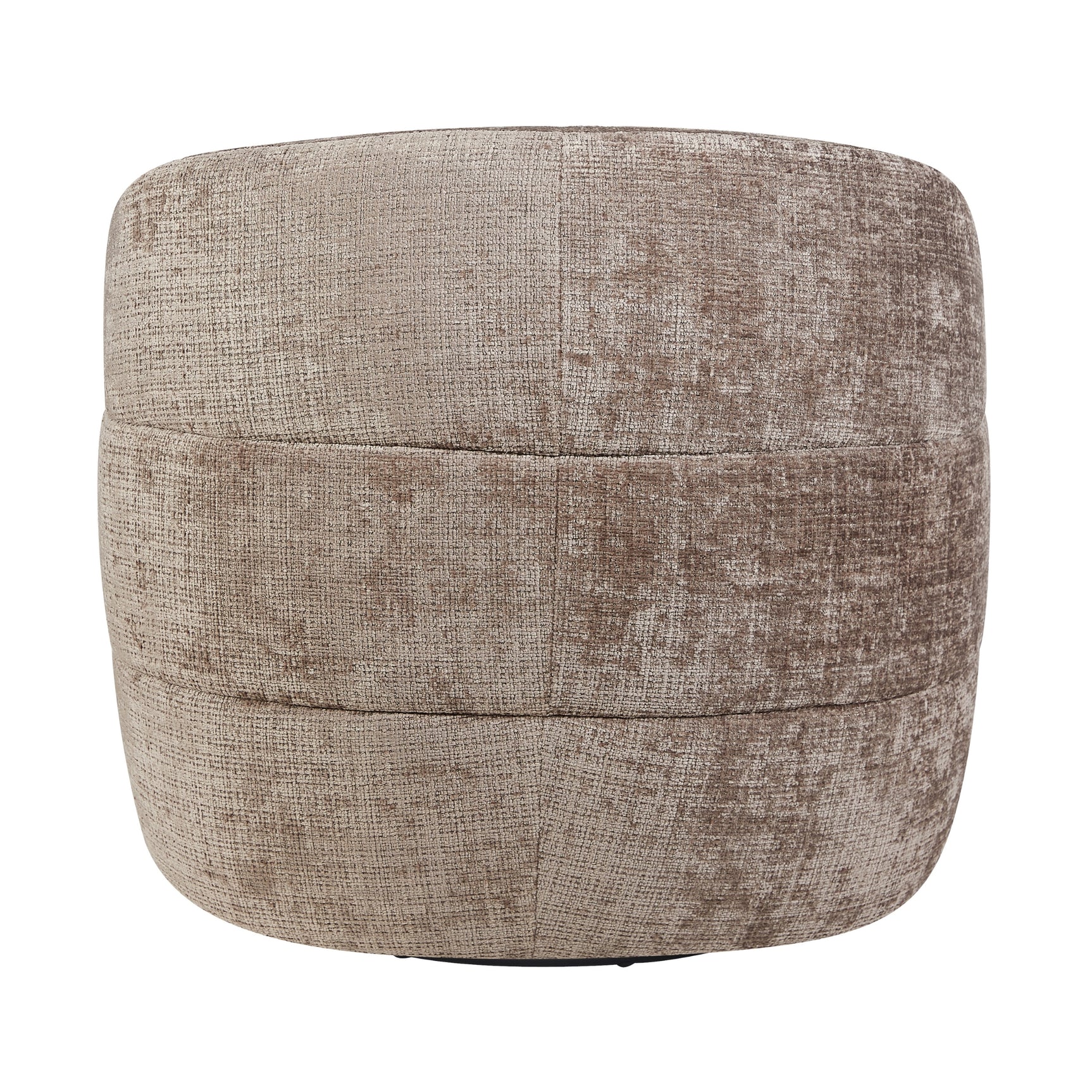Fauteuil Yara, achteraanzicht van beige stoffering met horizontale naden